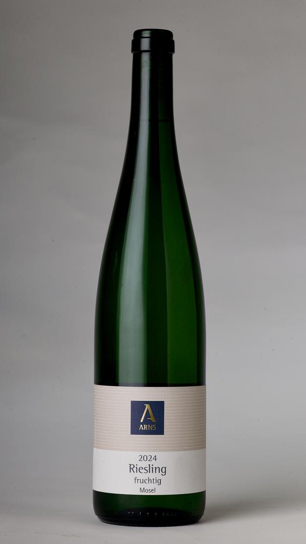 Flasche 2024 Riesling fruchtig, Bio-Moselriesling vom Weingut Arns
